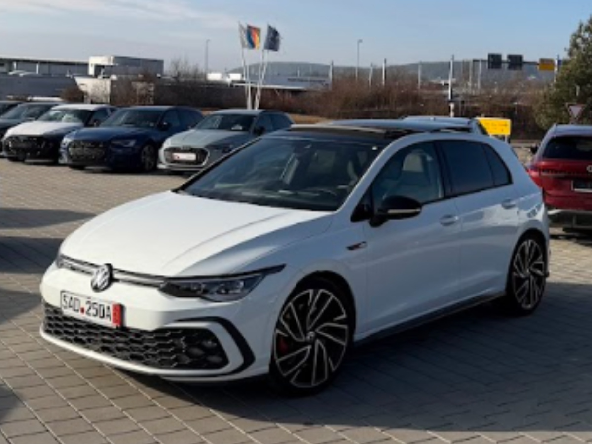 Volkswagen Golf GTI